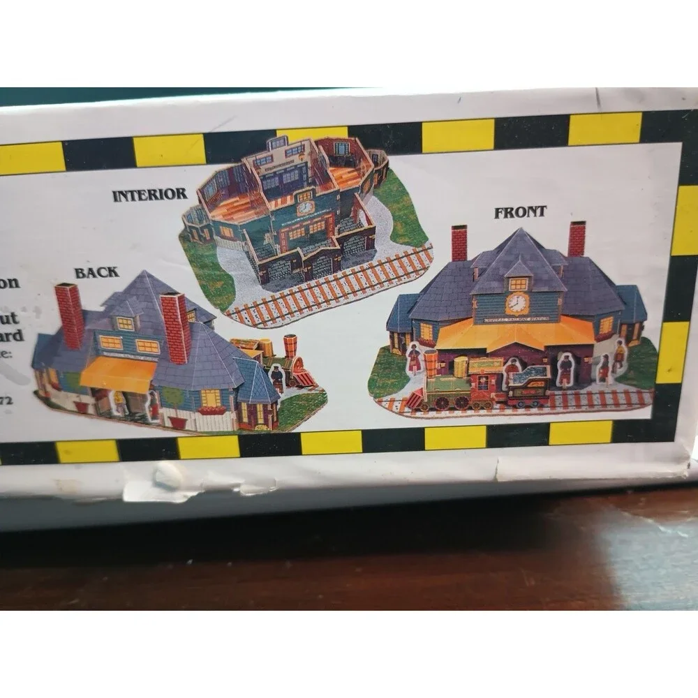 Jane Wooster Scott 3D 562 Piece 2 sided Train Railway Station Jigsaw Puzzle